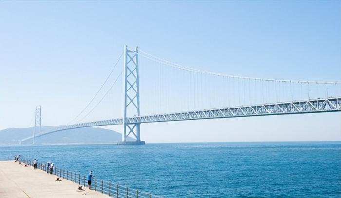 明石大橋白天